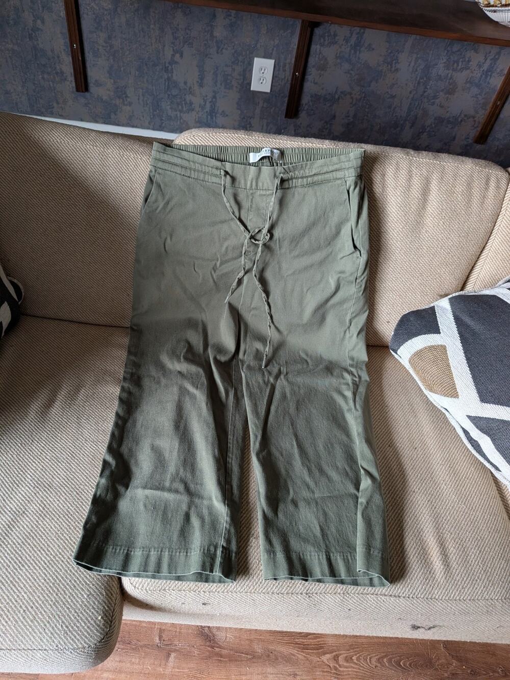 Liverpool Pants Women’s 10/30 Drawstring Wide Leg Crop Pull On (Inseam 23) Capri
